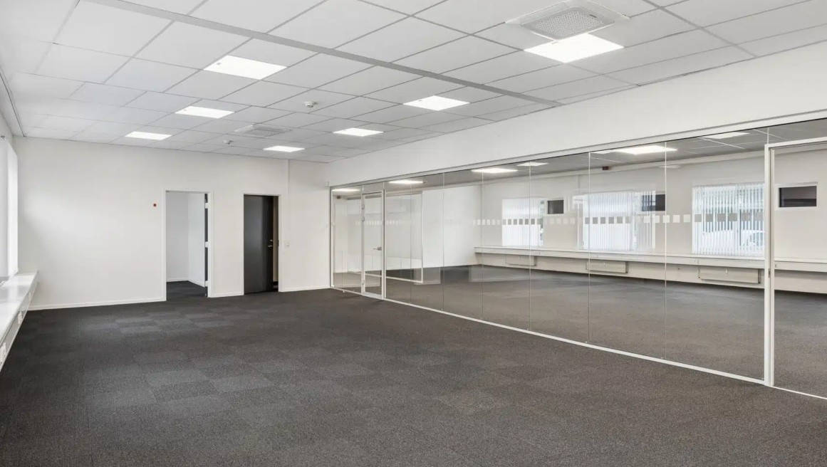 3 Dybendalsvænget, Tåstrup, 0 , 0 ,0,Lager,Til leje,Dybendalsvænget,1096